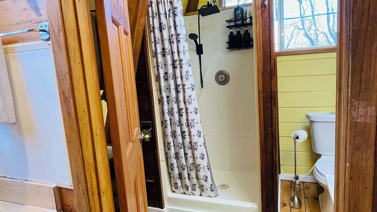 Photo of Bathroom in Lake Montezuma