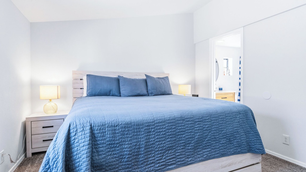 Photo of Bedroom in Holiday Shores