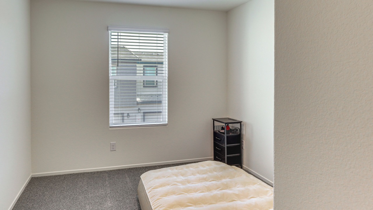 Photo of Bedroom in Enterprise