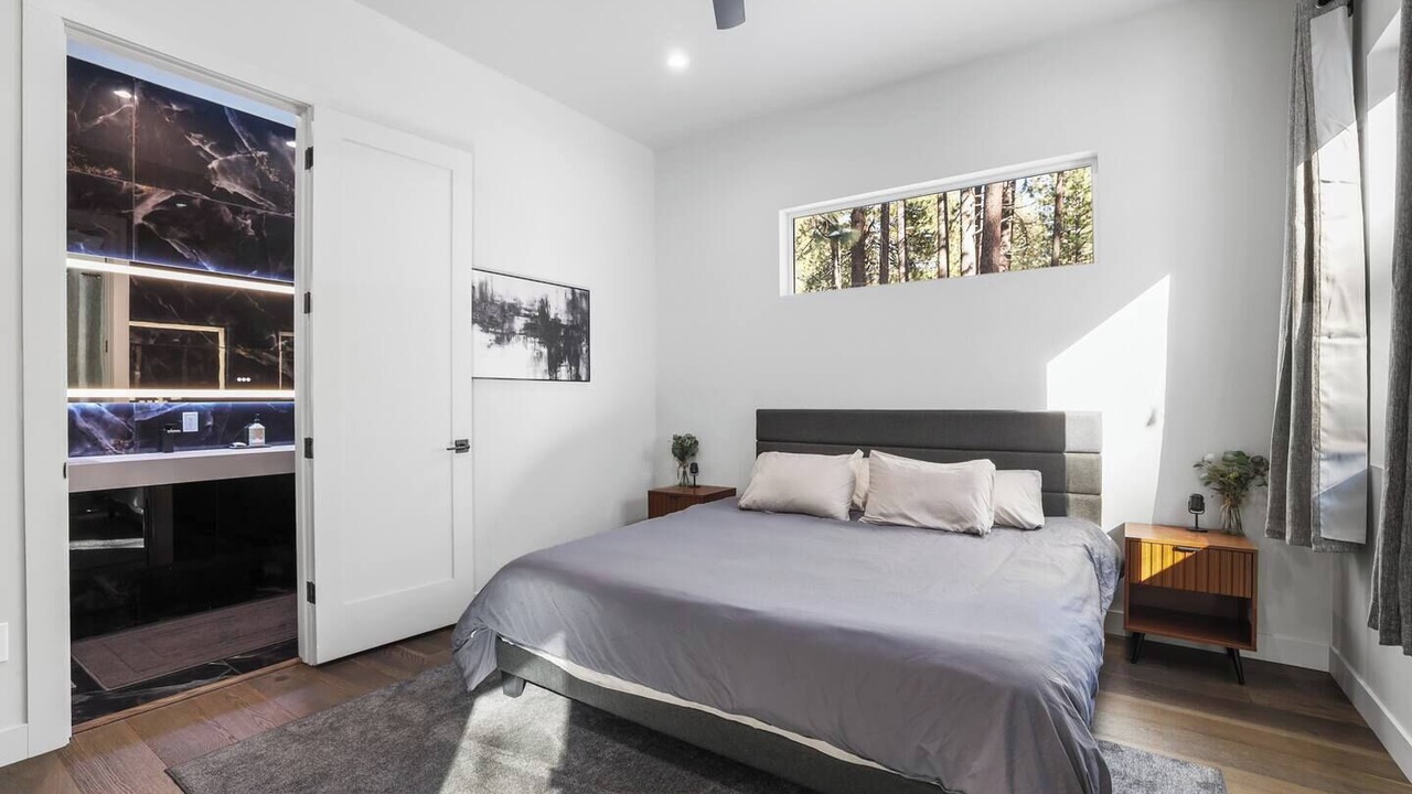 Photo of Bedroom in Sierra Tract
