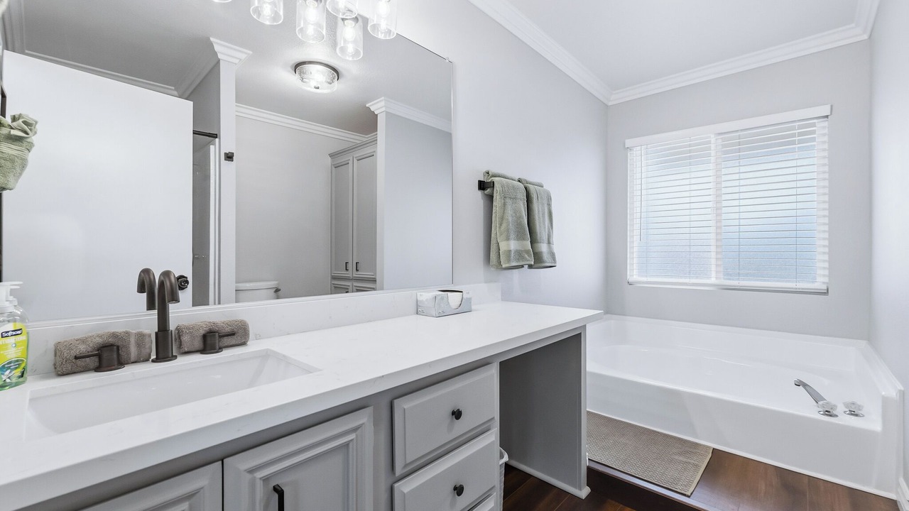 Photo of Bathroom in Holiday Shores