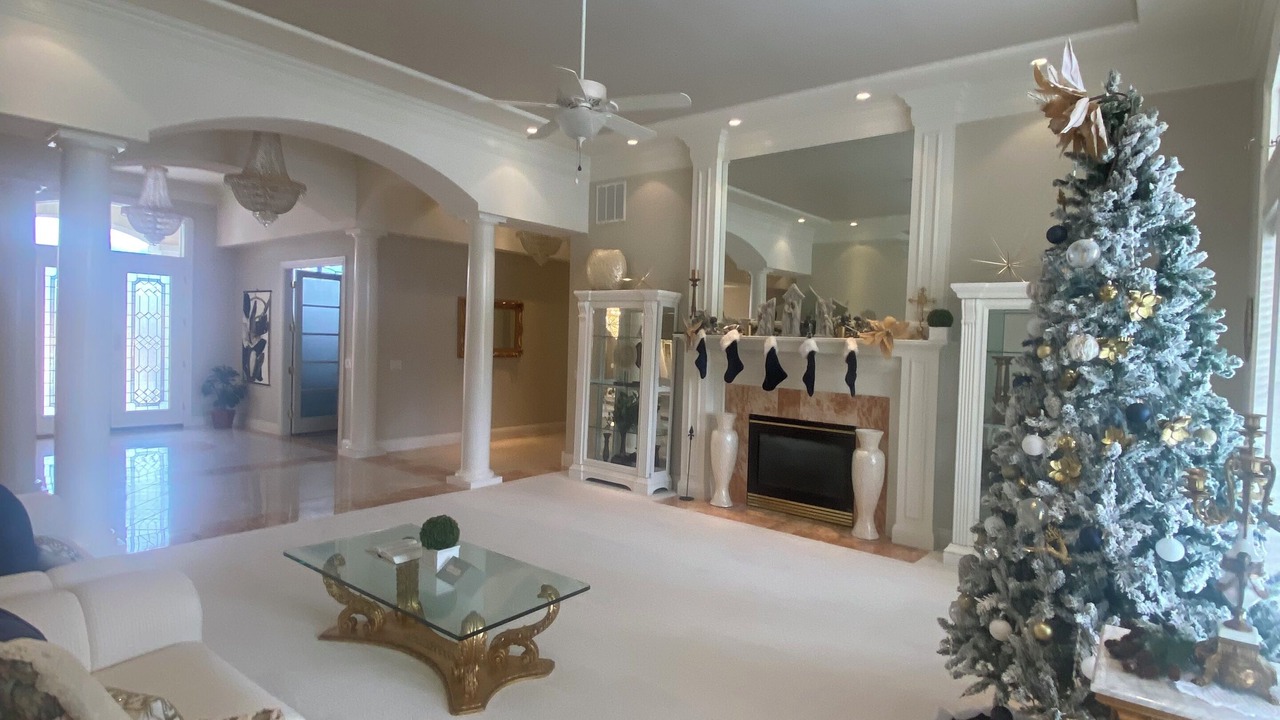 Photo of Livingroom in Mesquite
