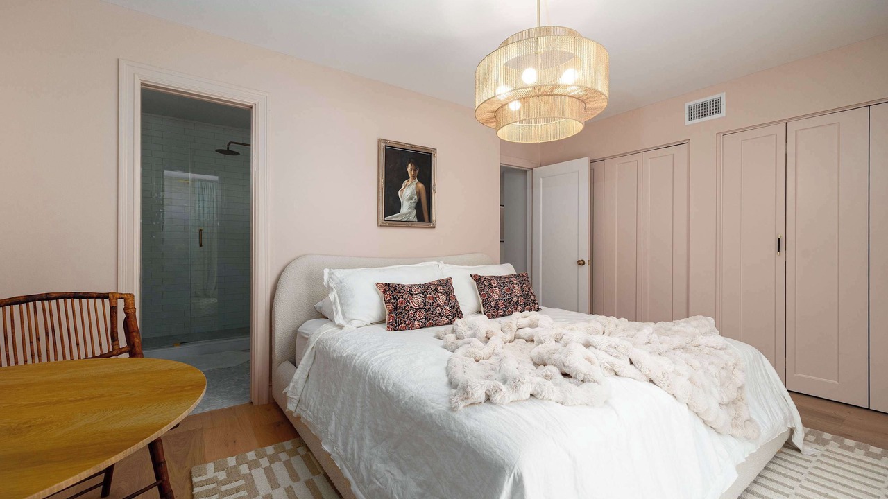 Photo of Bedroom in University City