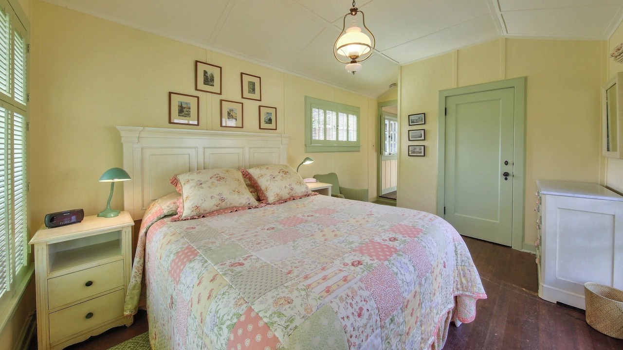 Photo of Bedroom in Carmel Point