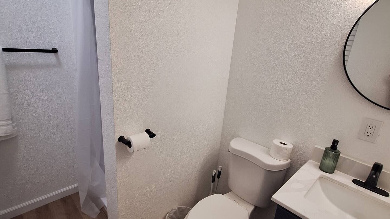 Photo of Bathroom in Clearlake