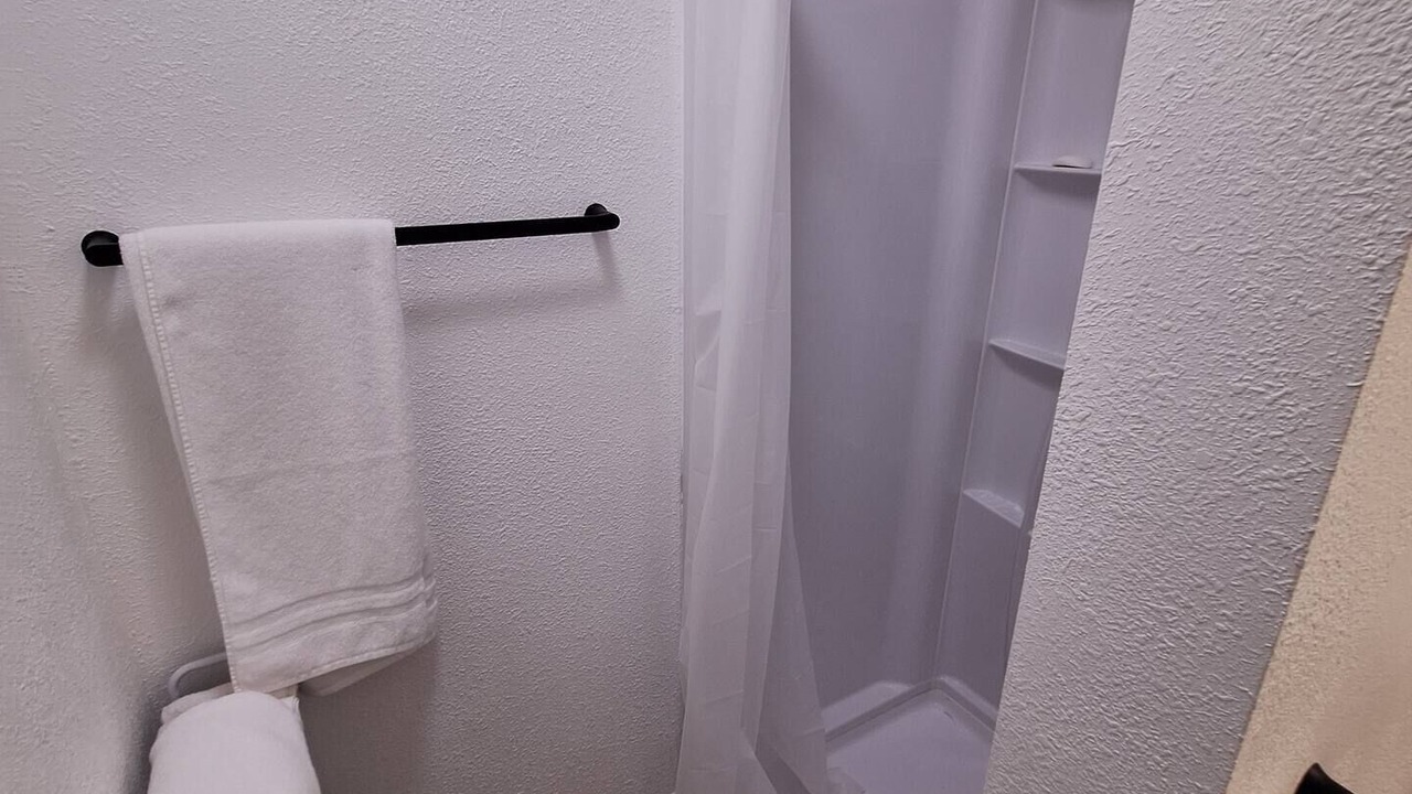 Photo of Bathroom in Clearlake