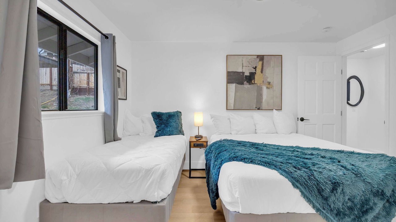 Photo of Bedroom in West University