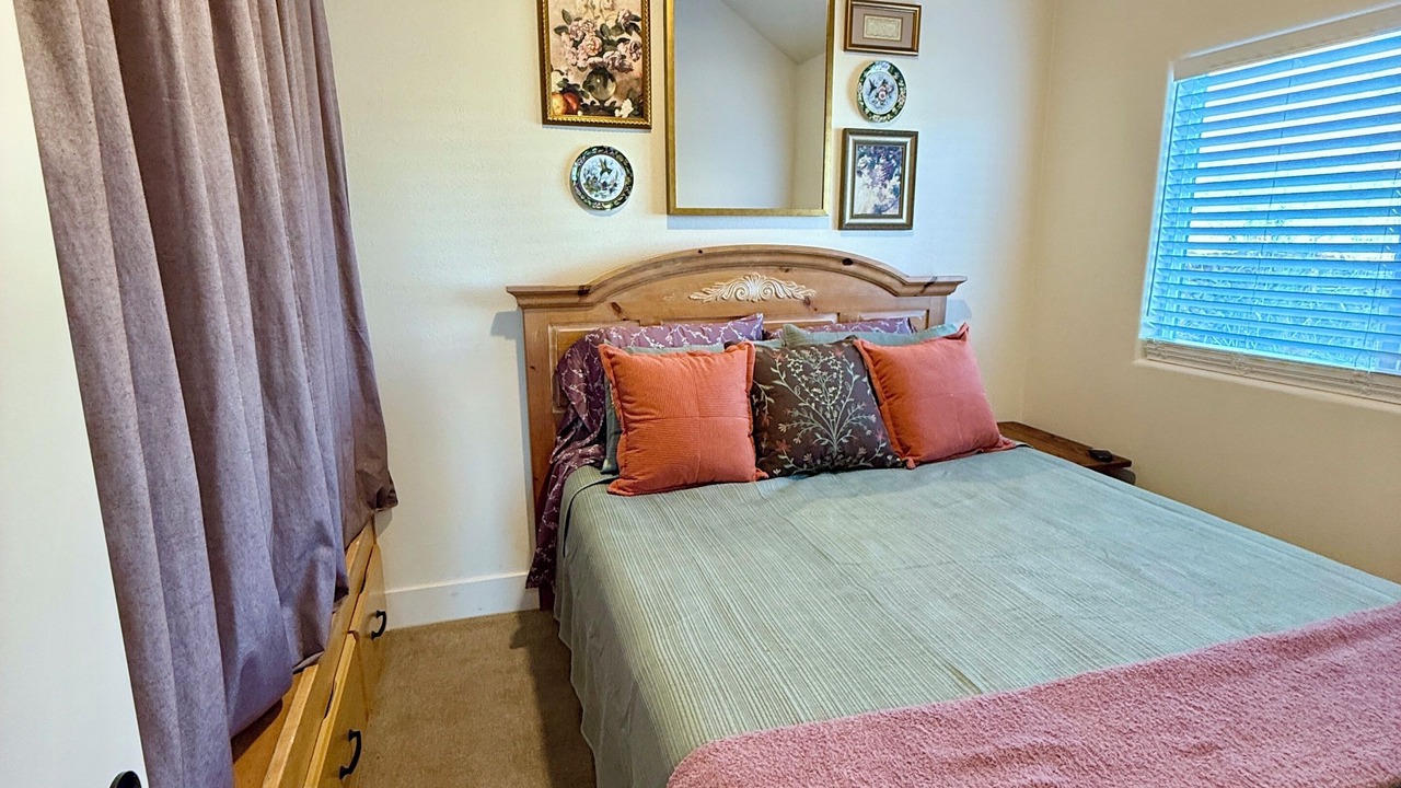 Photo of Bedroom in Ivins
