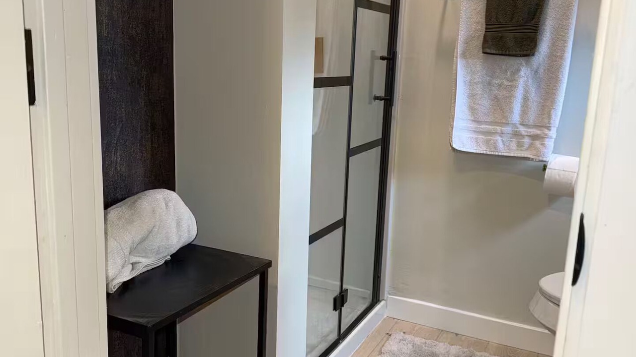 Photo of Bathroom in Lincoln Acres