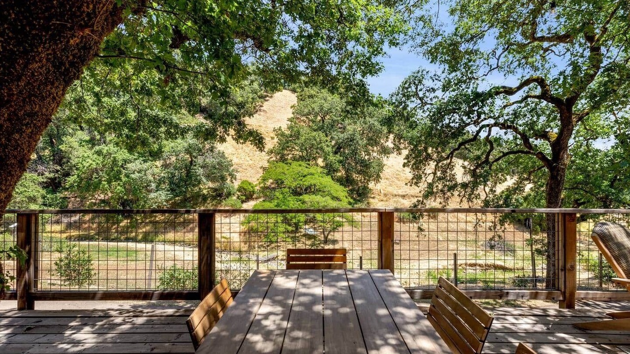 Photo of Outdoor in Cloverdale