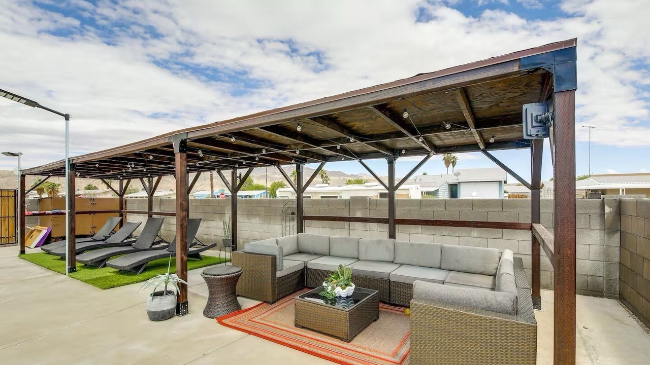 Photo of Patio Balcony in Holiday Shores