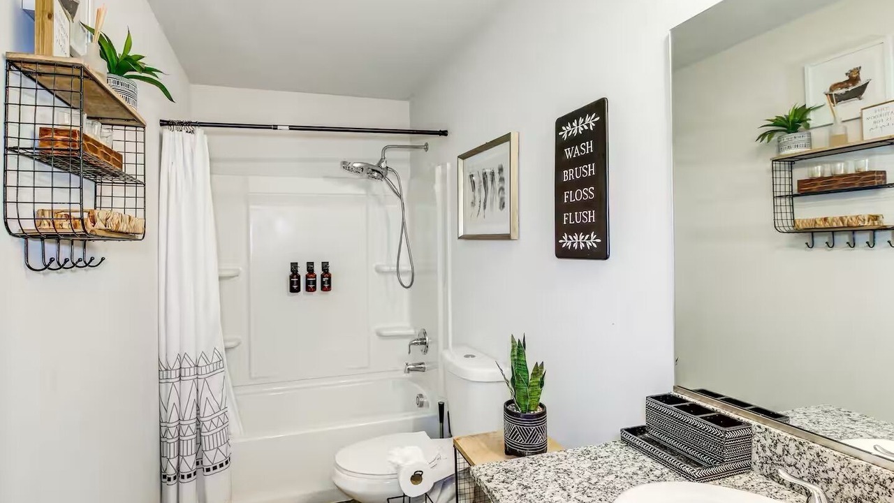 Photo of Bathroom in Holiday Shores