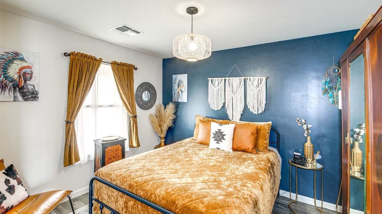Photo of Bedroom in Holiday Shores