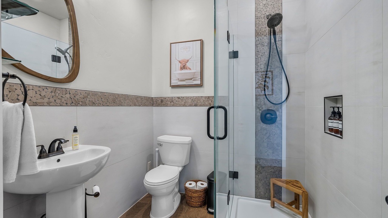 Photo of Bathroom in Alfalfa