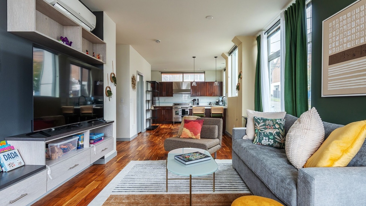 Photo of Livingroom in Genesee