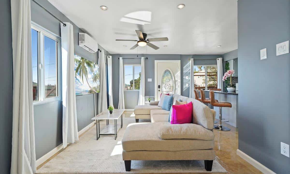 Photo of Livingroom in Eagle Rock
