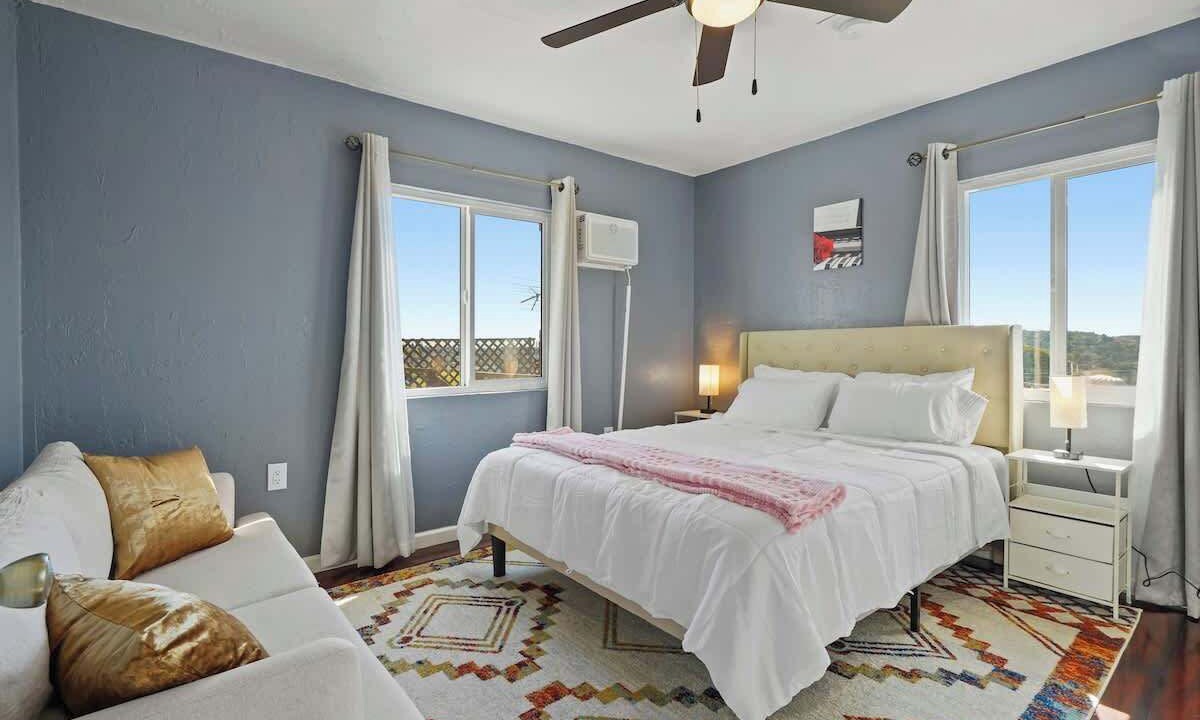 Photo of Bedroom in Eagle Rock
