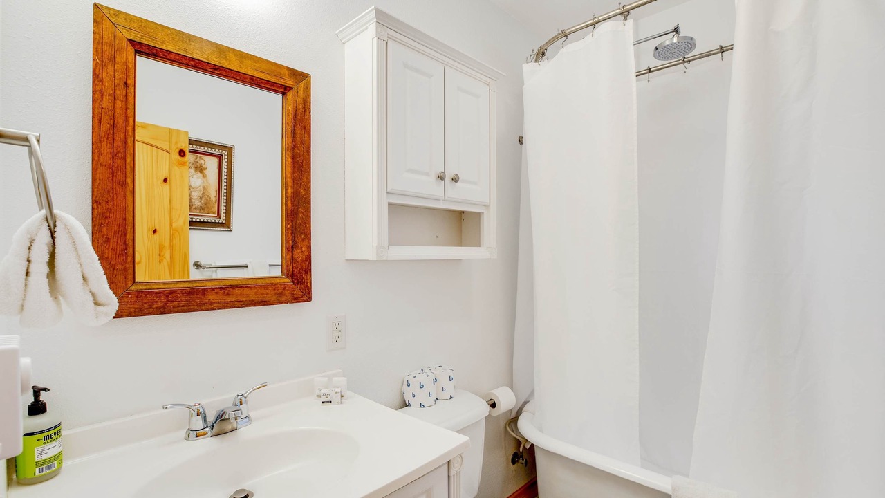 Photo of Bathroom in Netarts