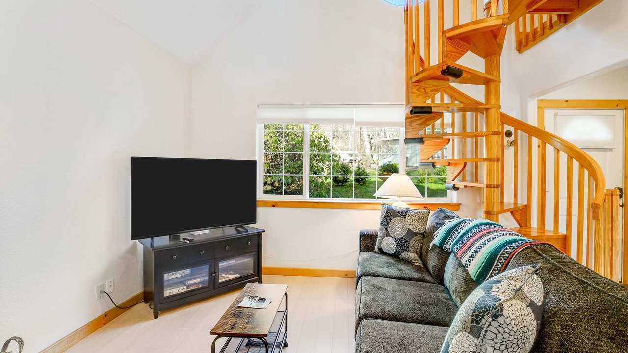 Photo of Livingroom in Netarts