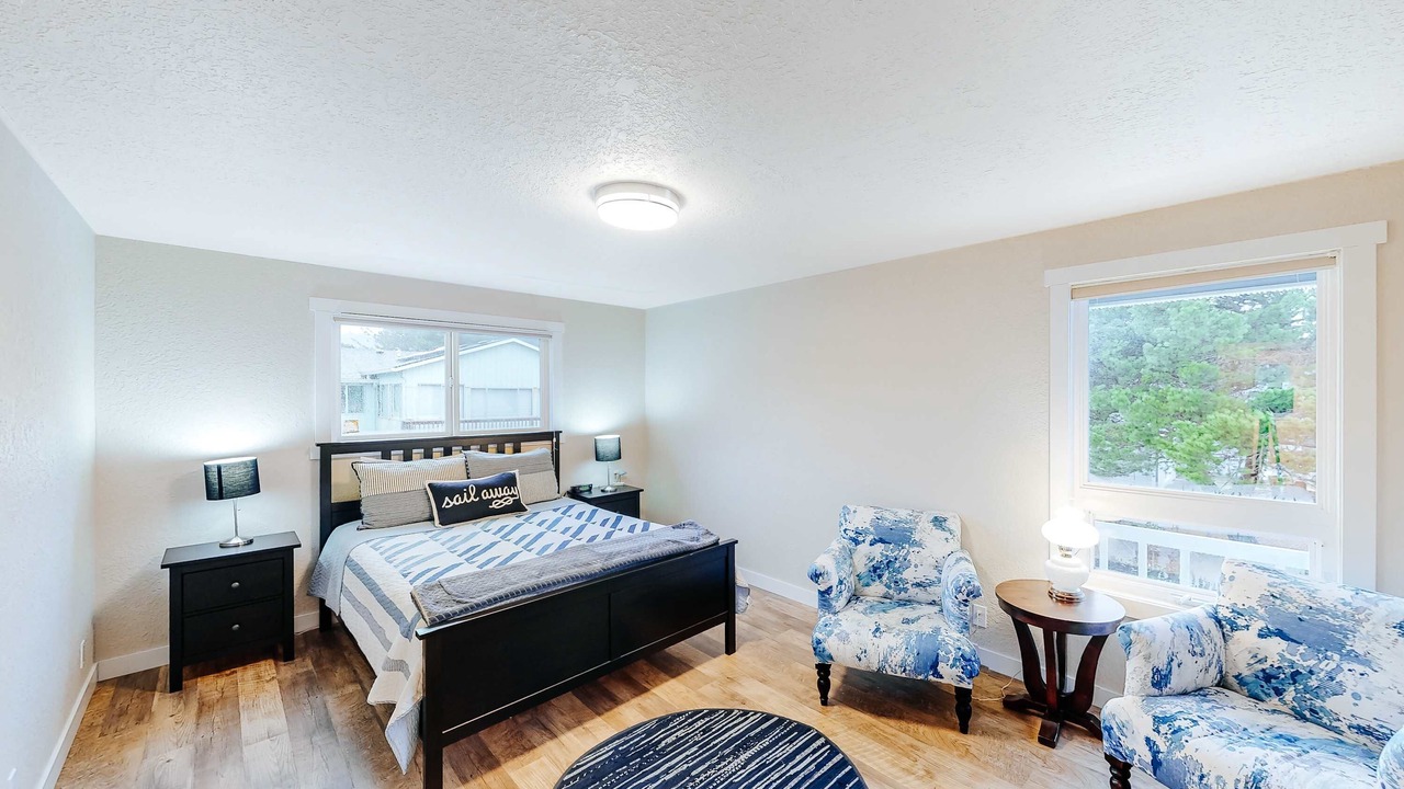 Photo of Bedroom in Lincoln Beach