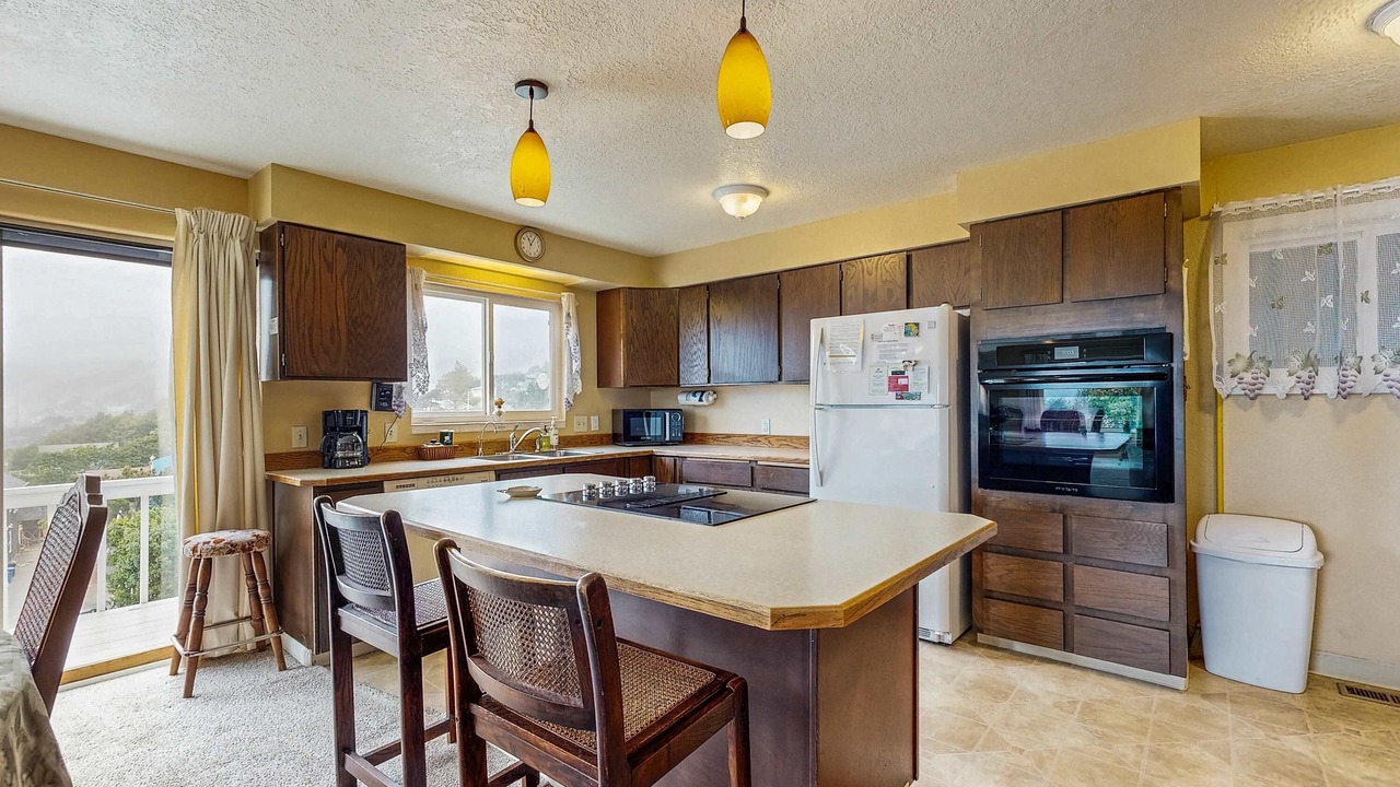 Photo of Kitchen in Roads End