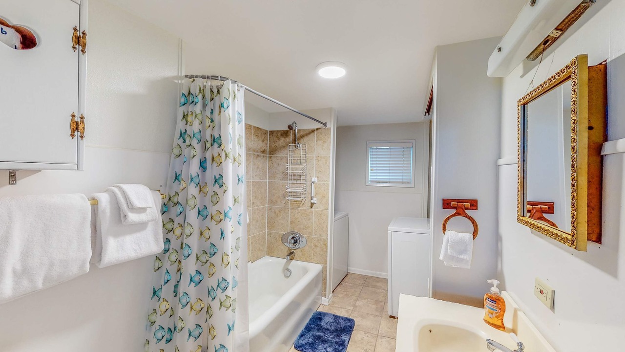 Photo of Bathroom in Nelscott
