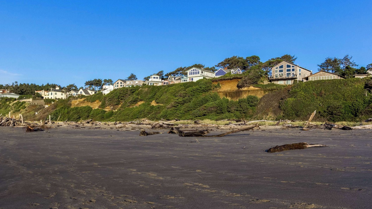 Photo of Others in Lincoln City