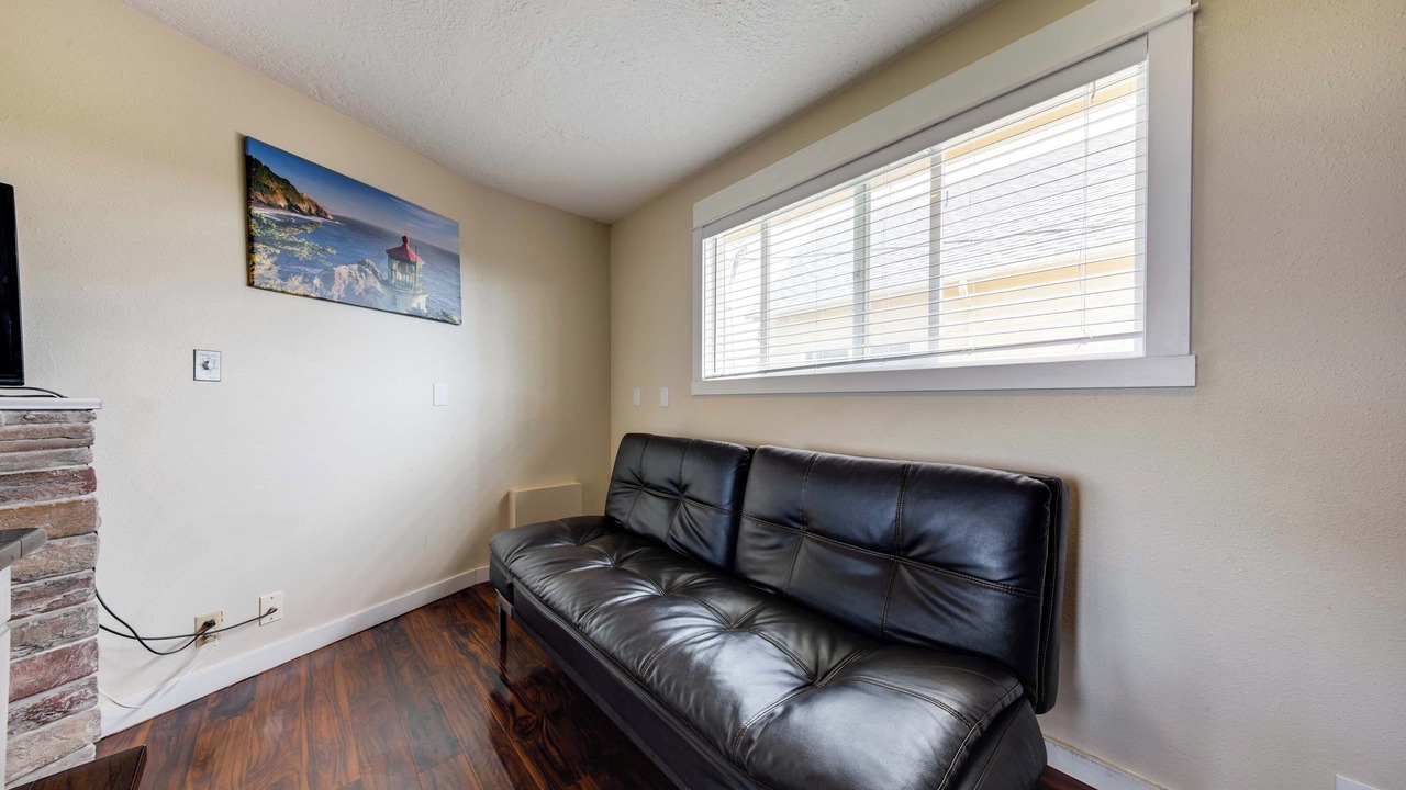 Photo of Livingroom in Lincoln City