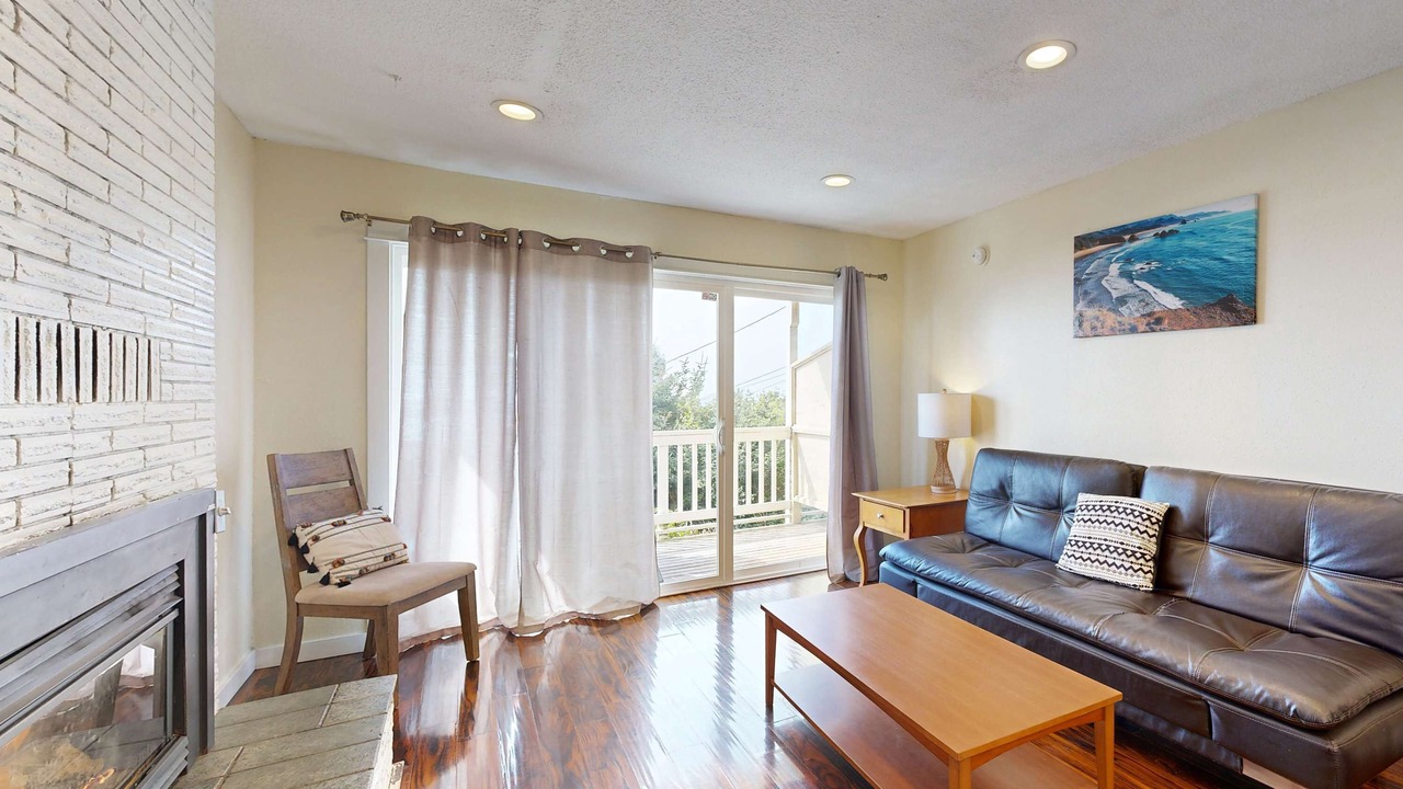 Photo of Livingroom in Lincoln City