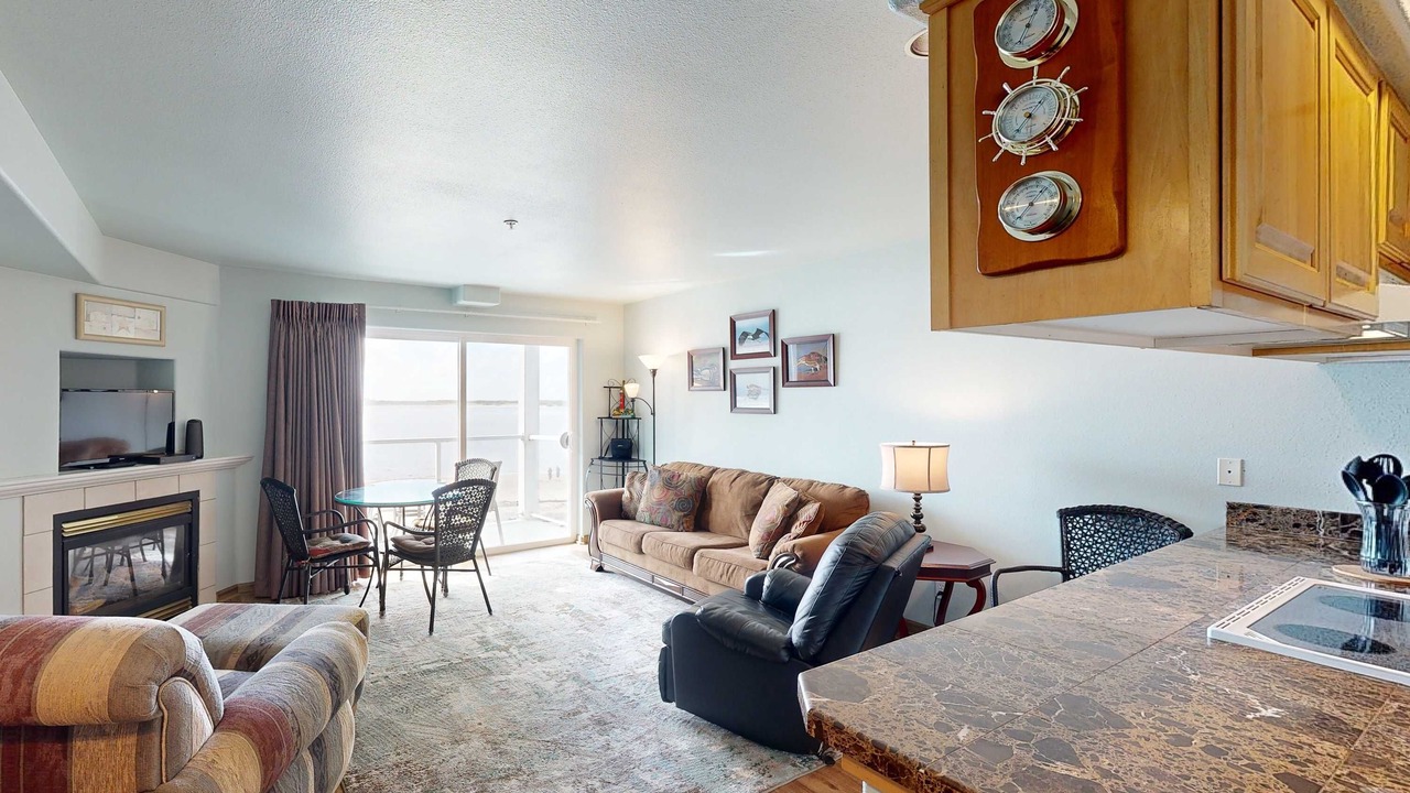 Photo of Livingroom in Lincoln City