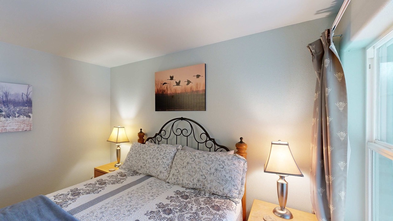 Photo of Bedroom in Lincoln City
