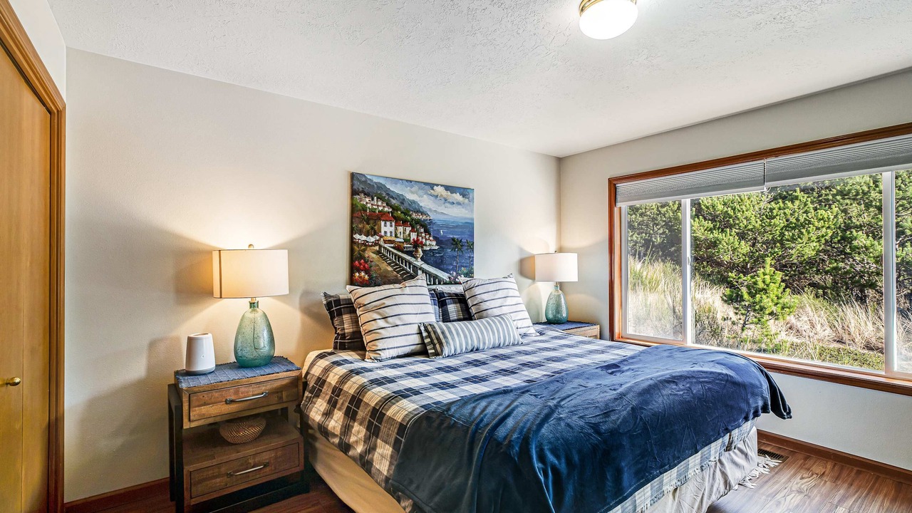 Photo of Bedroom in Pacific City
