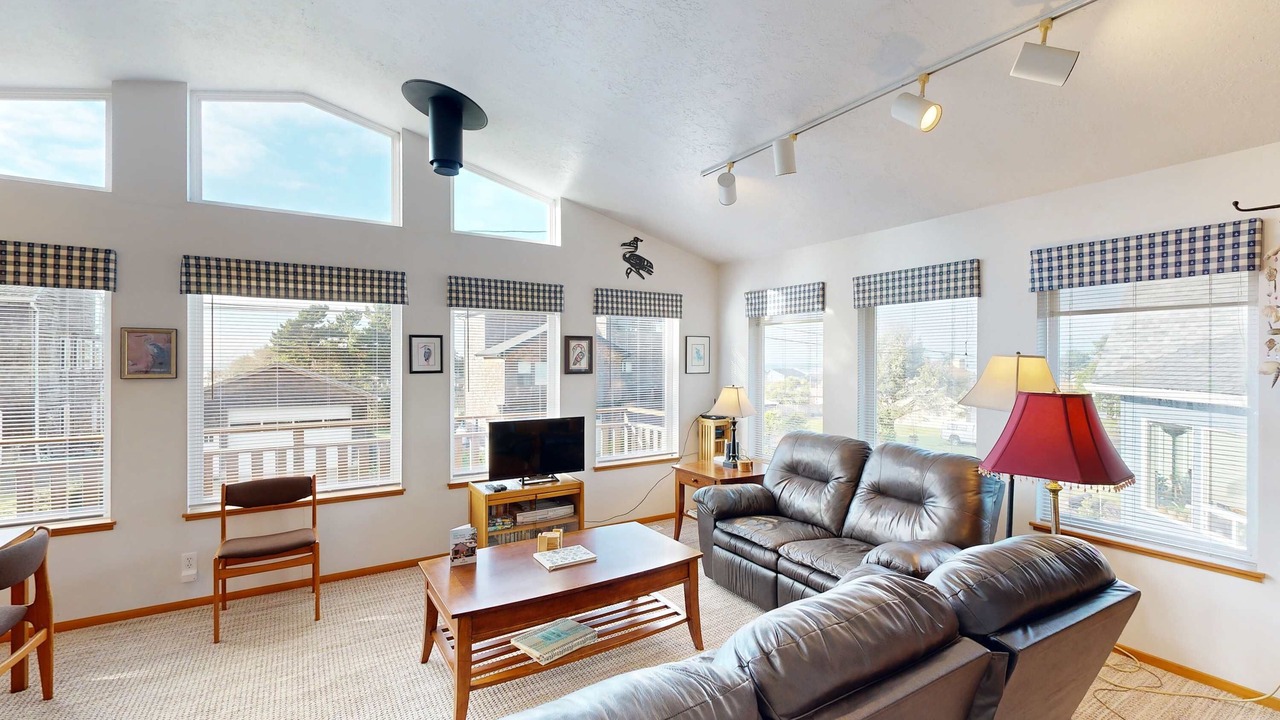 Photo of Livingroom in Cape Meares