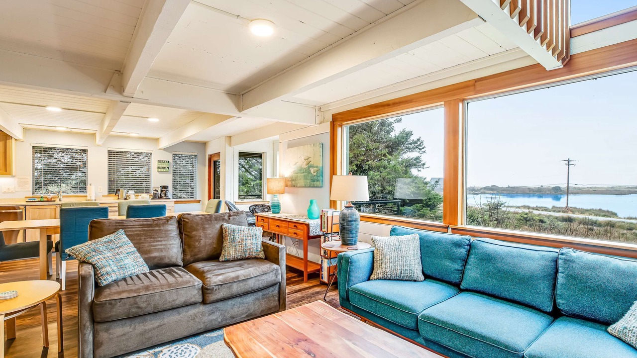 Photo of Livingroom in Cape Meares