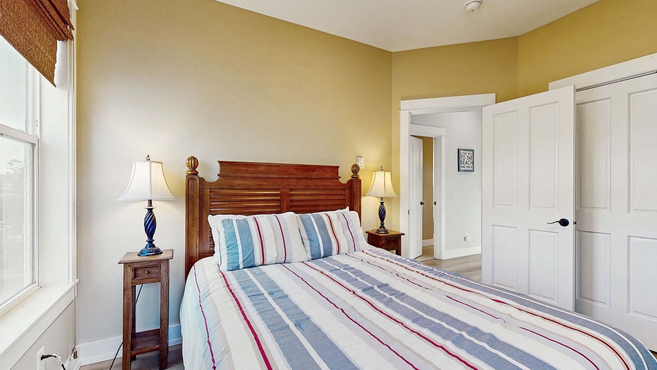 Photo of Bedroom in Olivia Beach