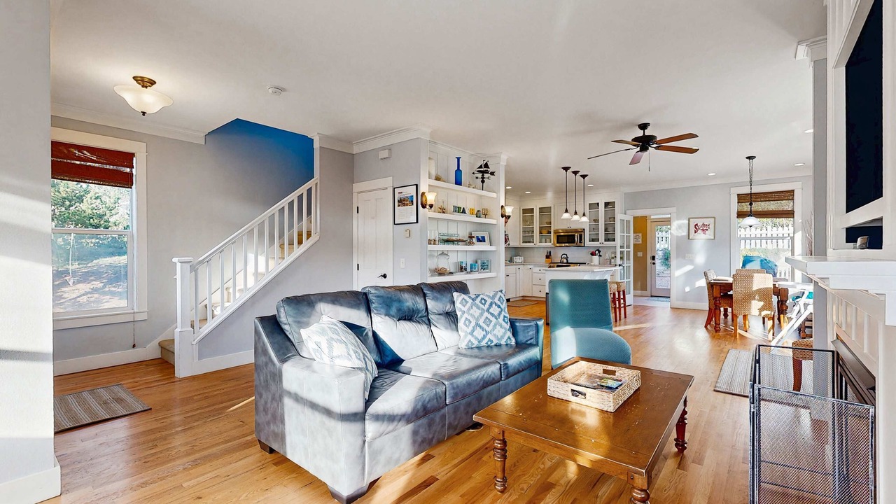 Photo of Livingroom in Olivia Beach