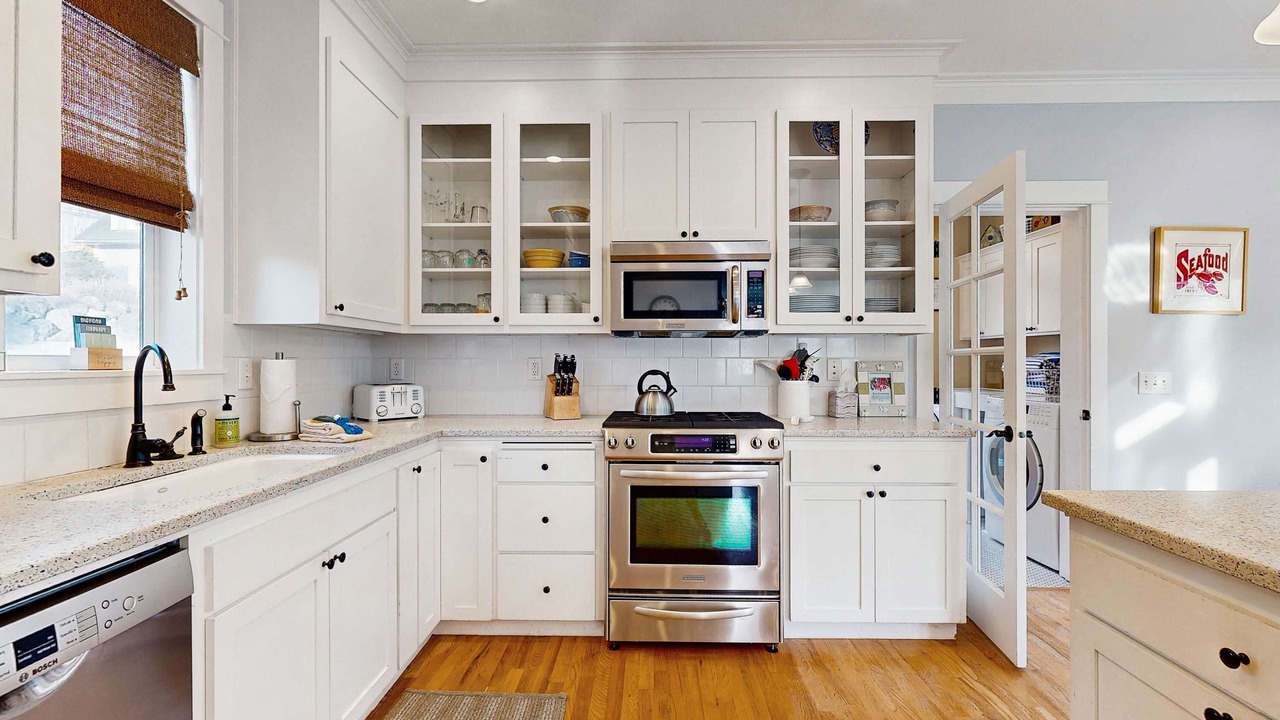 Photo of Kitchen in Olivia Beach