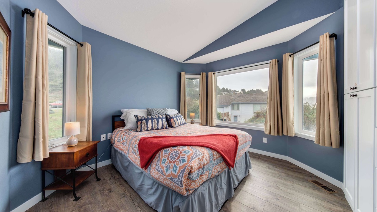 Photo of Bedroom in Cloverdale