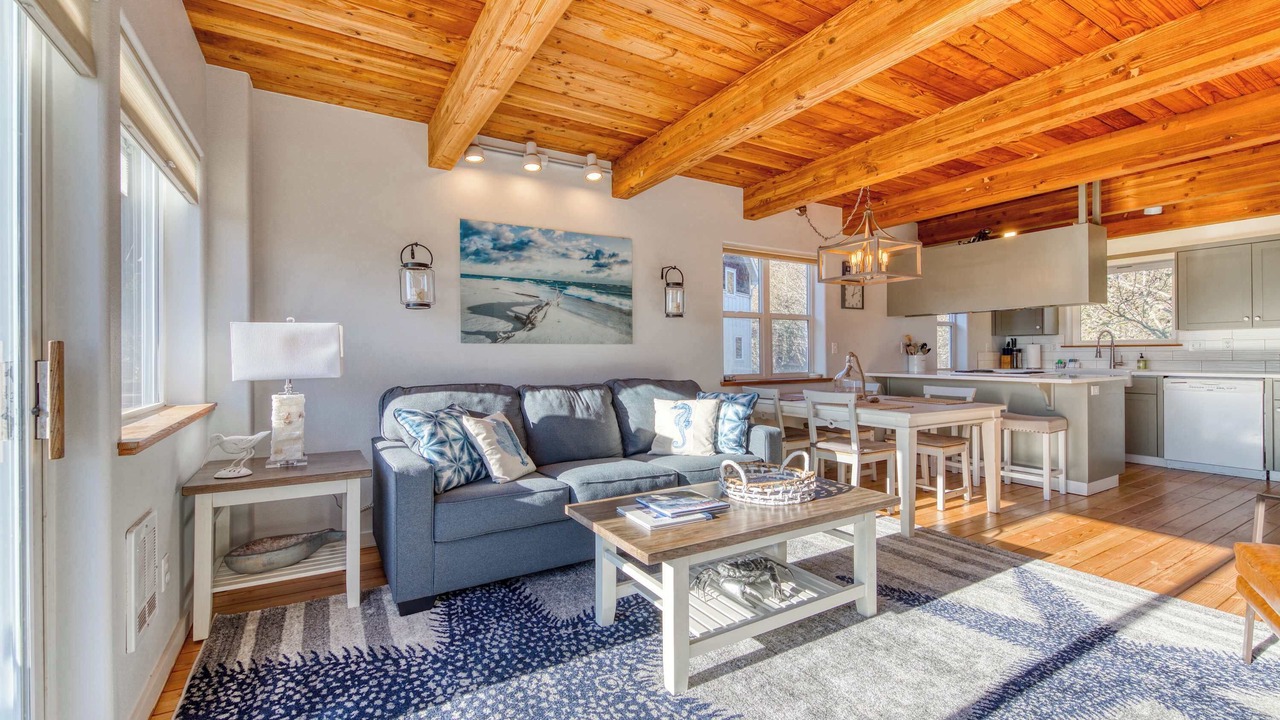 Photo of Livingroom in Netarts