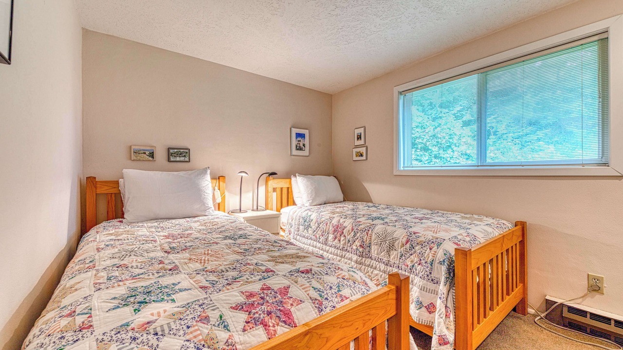 Photo of Bedroom in Oceanside