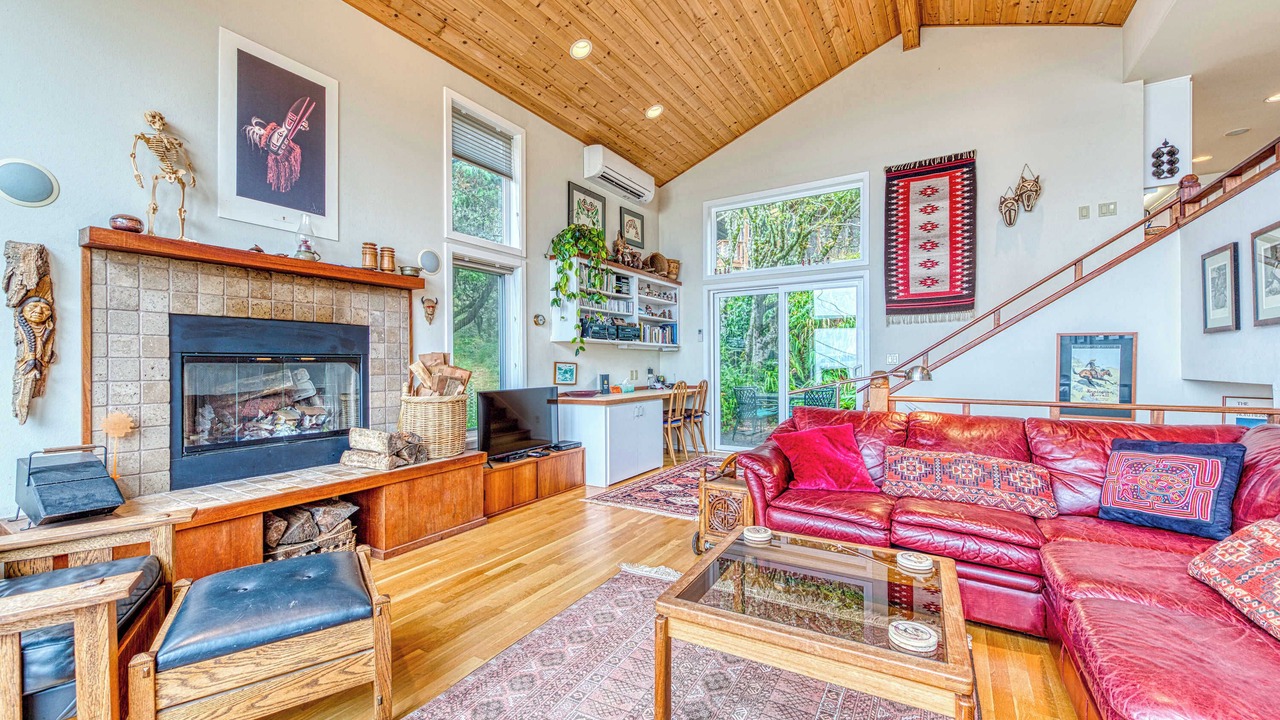 Photo of Livingroom in Oceanside