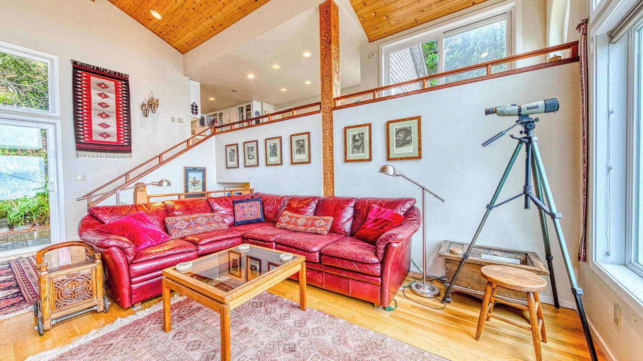 Photo of Livingroom in Oceanside
