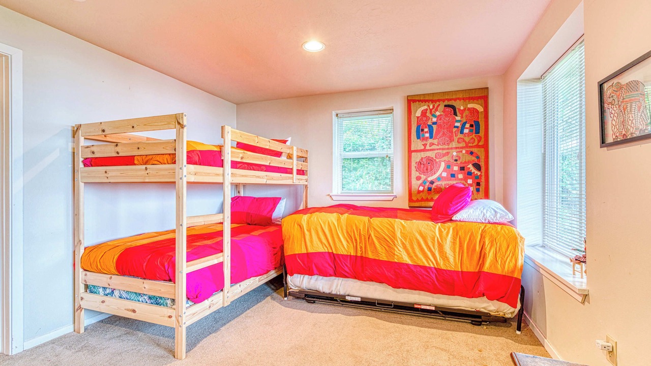 Photo of Bedroom in Oceanside