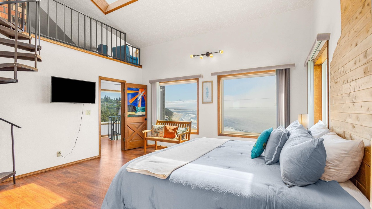 Photo of Bedroom in Oceanside
