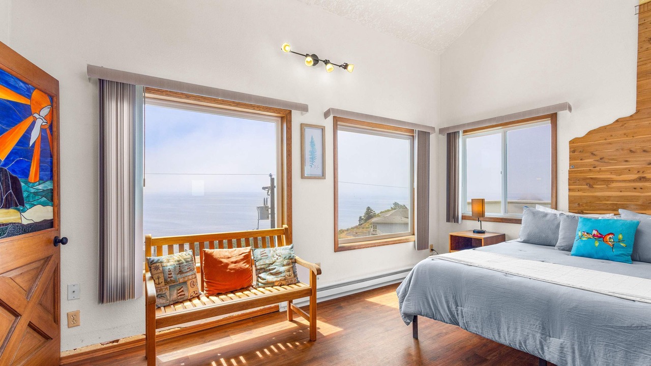 Photo of Bedroom in Oceanside