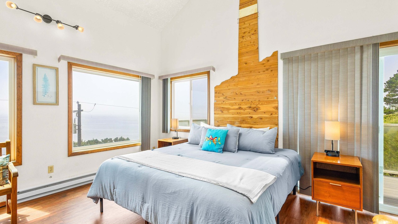 Photo of Bedroom in Oceanside