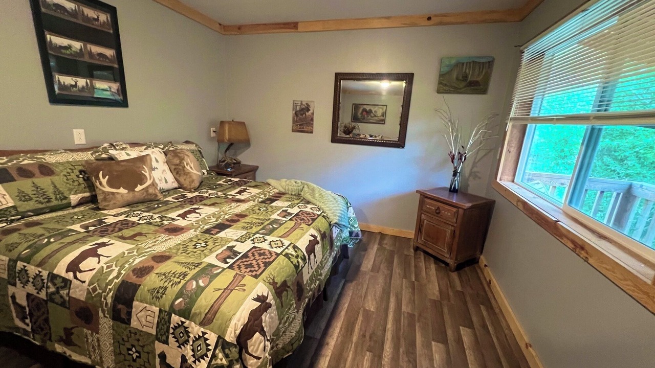 Photo of Bedroom in Sevier