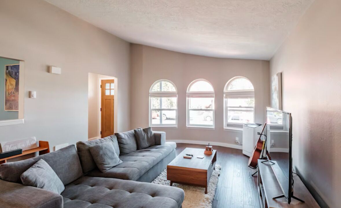 Photo of Livingroom in Sunnyslope