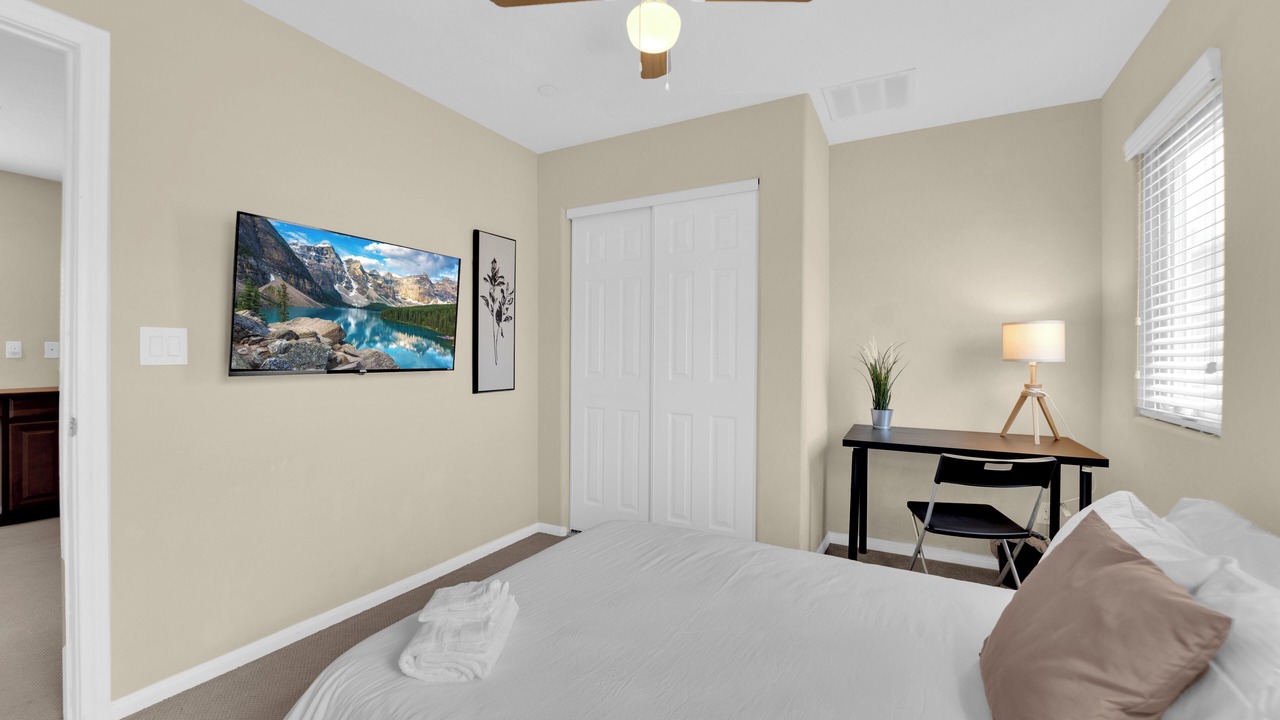 Photo of Bedroom in Centennial Hills
