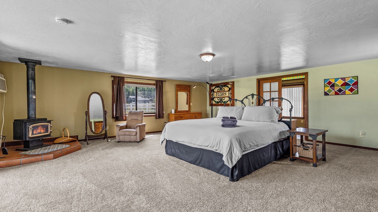 Photo of Bedroom in Baderville